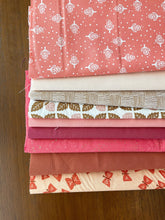 Lamar Quilt Kit in Berry Field (Small Throw)