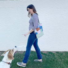 Free Downloadable!  Scrappy Tote Bag Tutorial